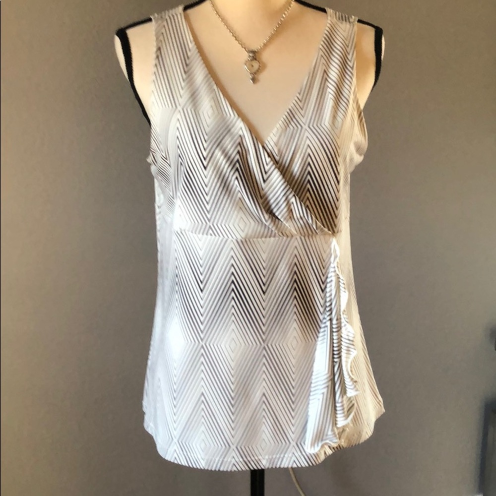 Beautiful blouse Size L